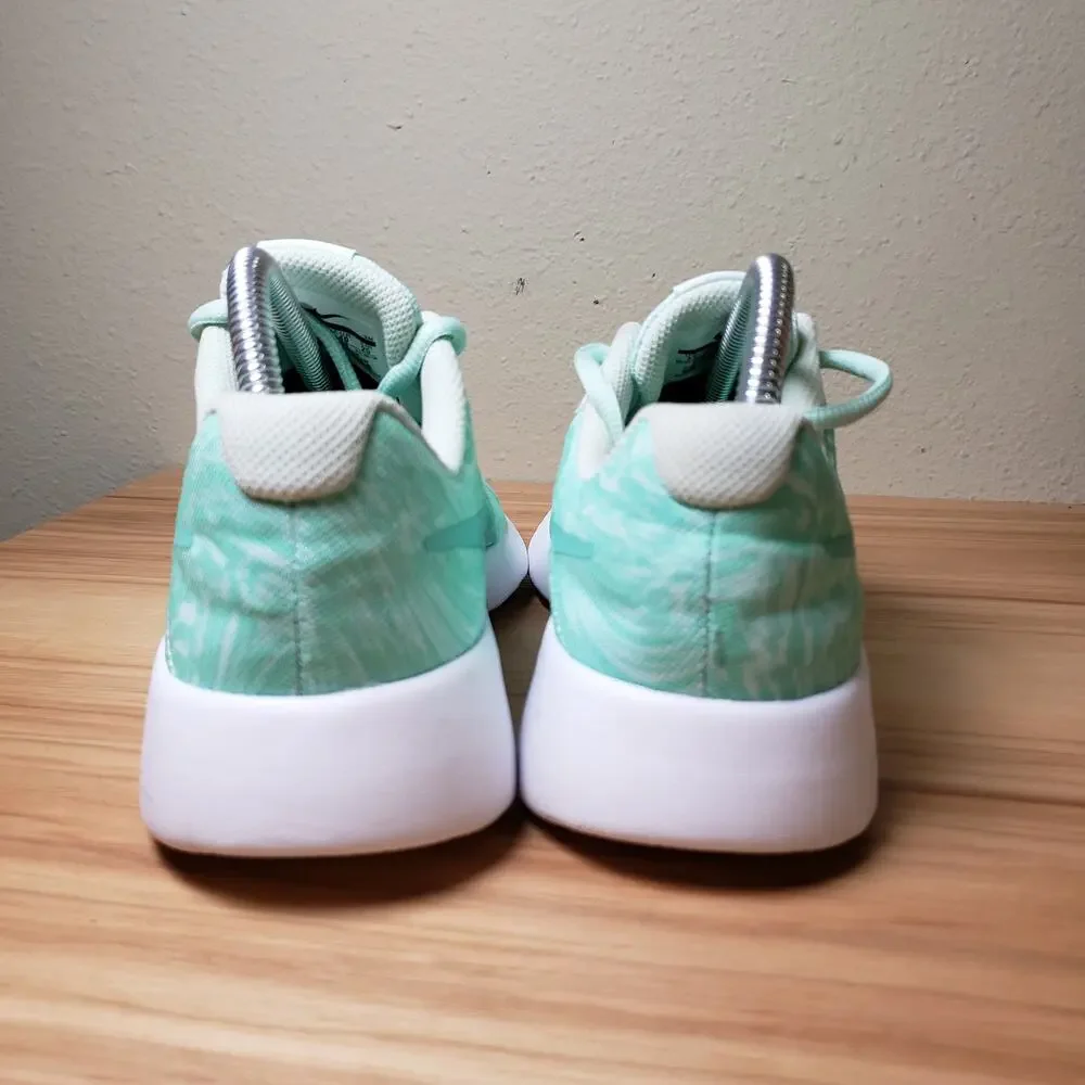 Nike girls size